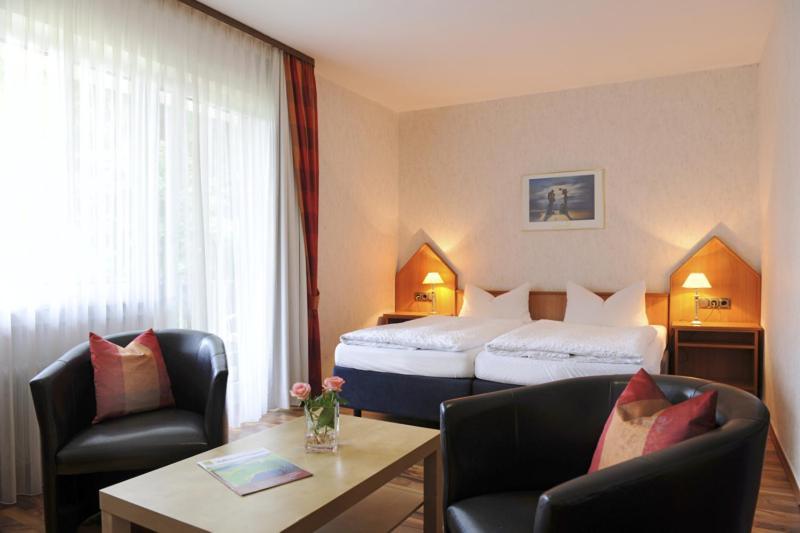 Hotel Zur Post Deudesfeld Extérieur photo